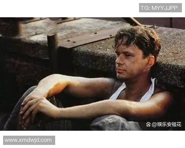 当绿茵场上的光环褪去人品不佳的足球明星如何面对人生的考验与救赎